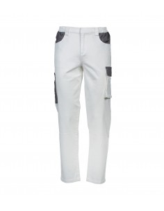 Pantalone multitasche...
